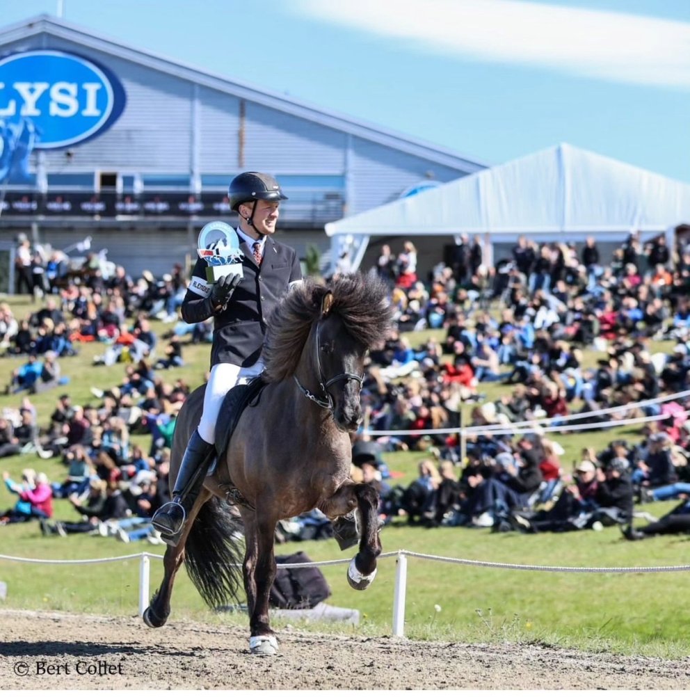 Gústaf Ásgeir and Assa - winners in Fourgait V1
