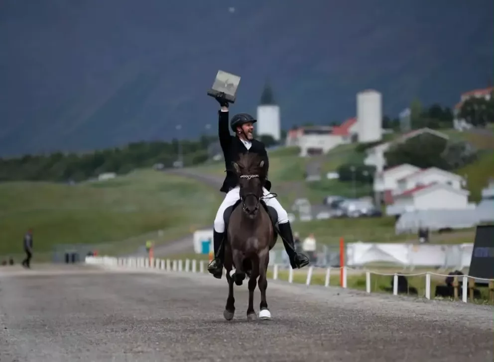 Hannes and Heiður Win the Amateur B Class