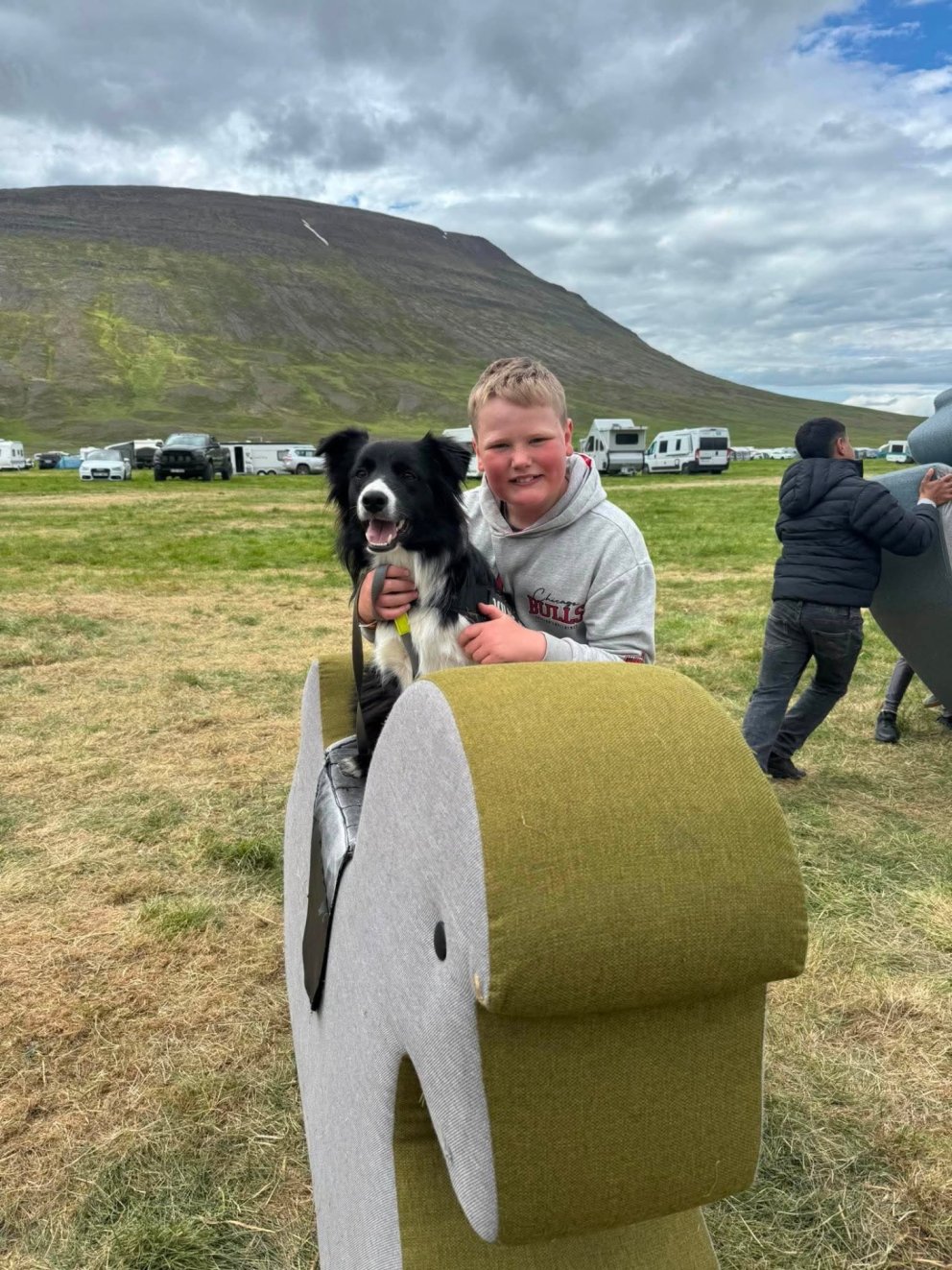 Alltaf líf og fjör á barnasvæðinu