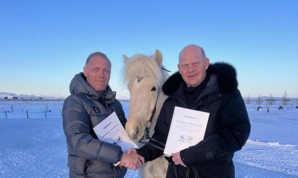 Magnús Benediktsson, CEO of Eiðfaxi, and Elvar Einarsson, chairman of the
riding club Skagfirðingur…