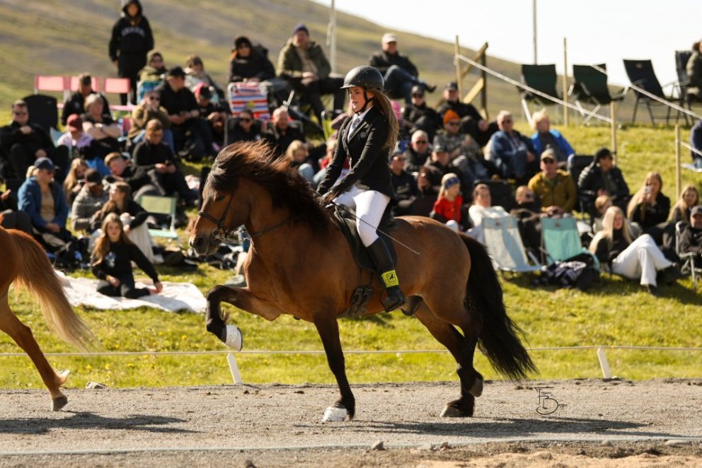 Kristín Rut Jónsdóttir á Straumi frá Hofsstöðum. Mynd Freydís Bergsdóttir