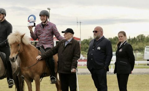 Konráð Valur og Kastor frá Garðshorni á Þelamörk Landsmótssigurvegarar í 250m skeiði