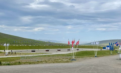 Komin mynd á mótsvæðið