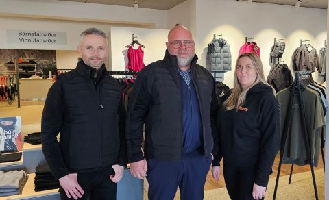 Einar Gíslason, Hjörtur Bergstað og Rósa Tryggvadóttir hjá 66° norður.